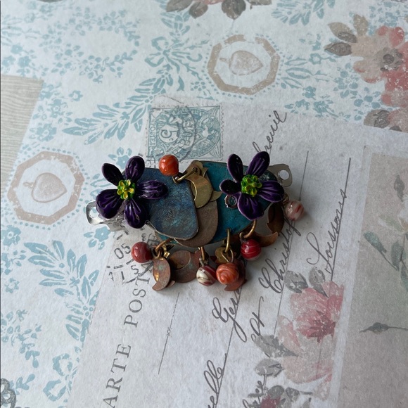 Unique Hair Barrette’s - Picture 5 of 9